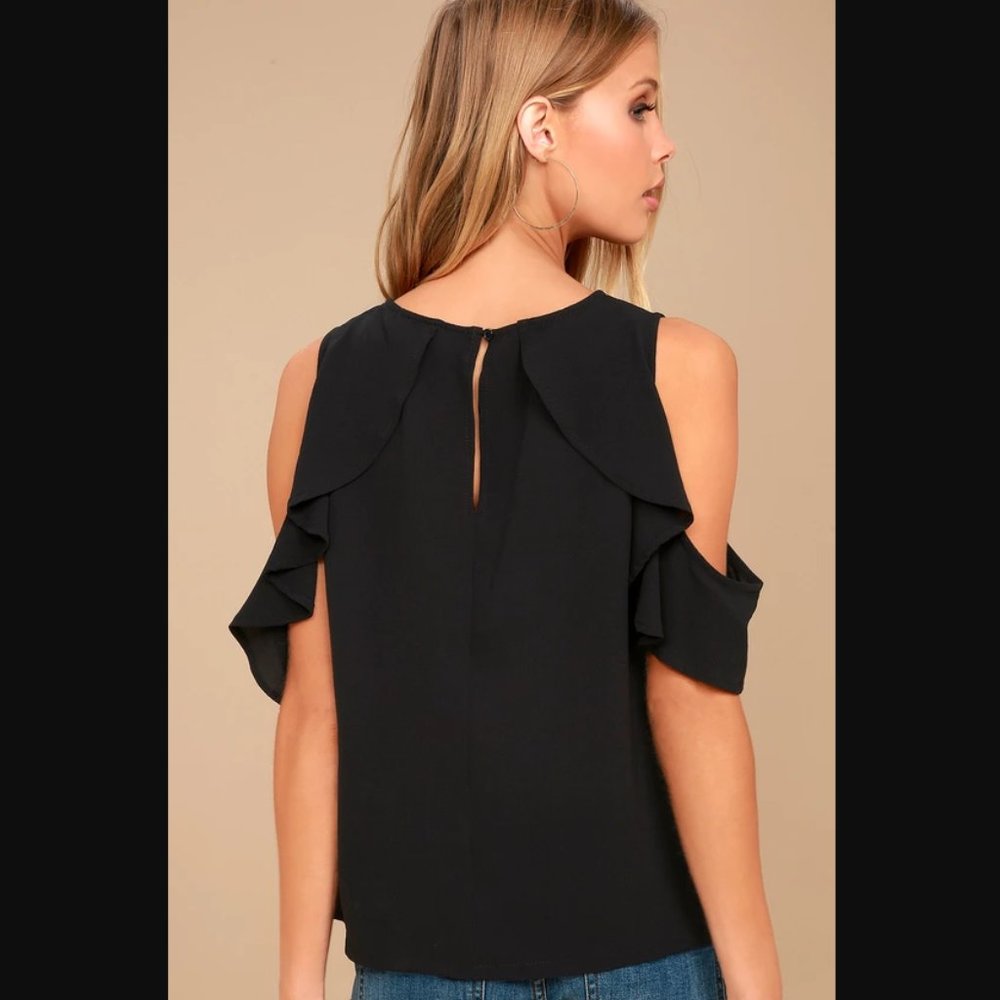 NWOT Lulus Cold Shoulder Black Top